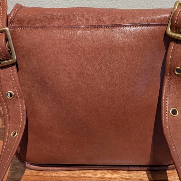 Vintage Coach Bonnie Cashin Large Courier Pouch in British Tan - Style 8920 - Picture 12 of 15